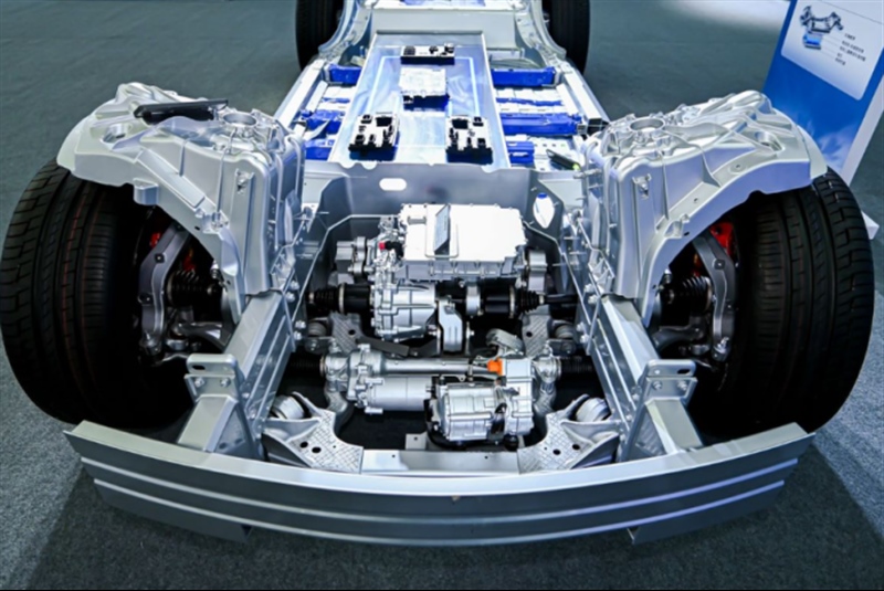 为用户带来更加卓越的电动出行新体验