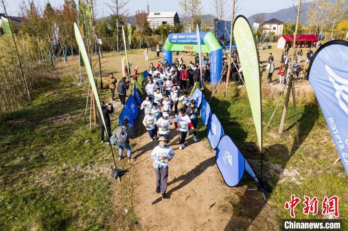 2023环浙步道长三角徒步节走进绿水青山间：以步