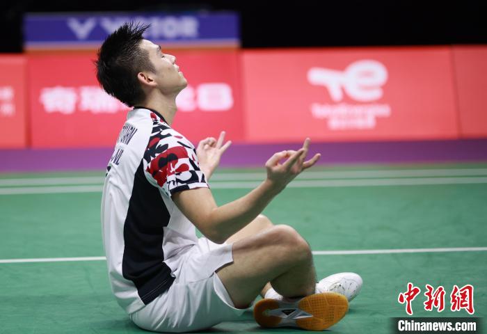 初夏苏州的花式助威与庆祝：号角压过喧嚣、S