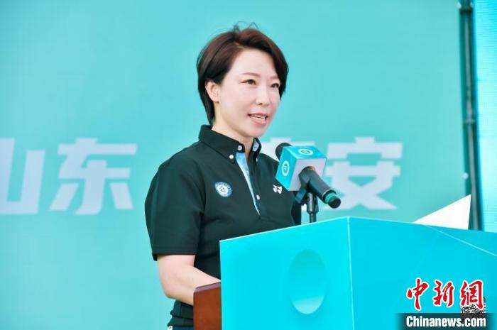 泰安市体育中心网球场举