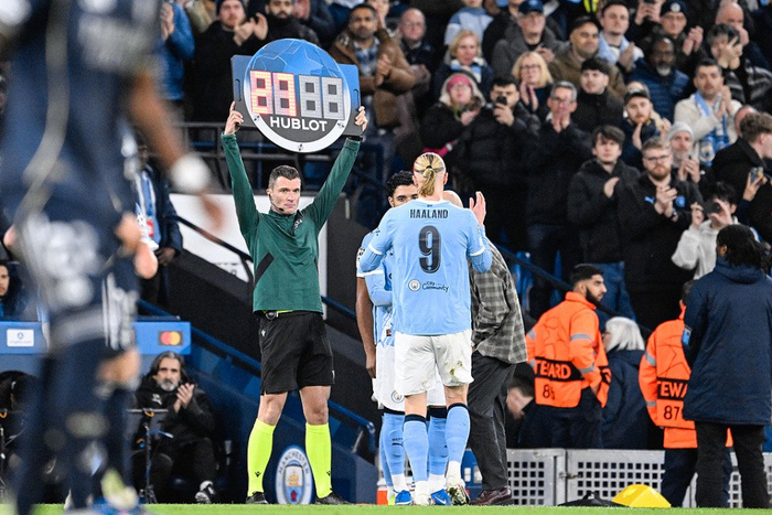 哈兰德破球荒难救曼城欧冠出局，距队史射手王