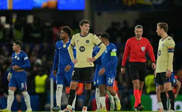 巴萨续约克里斯滕森：高风险低投入的“试水”