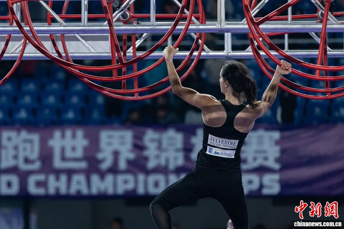 意大利队夺魁 障碍跑世锦赛北京收官