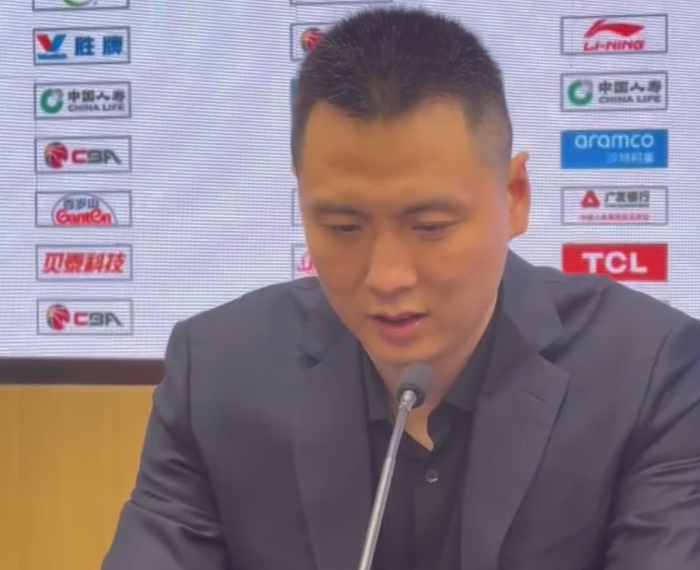 上海男篮大胜四川迎开门红 年轻球员闪耀首秀