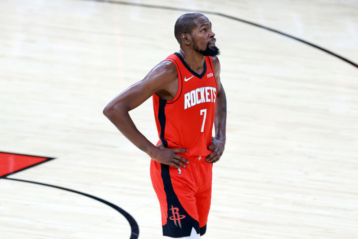 杜兰特总得分超越乔丹坦言无法相提并论，乔丹