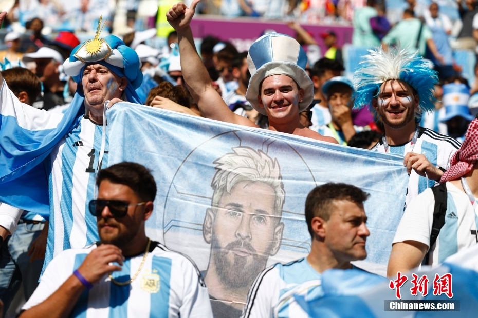 梅西首秀遭逆转 沙特爆冷卢赛尔球场狂欢