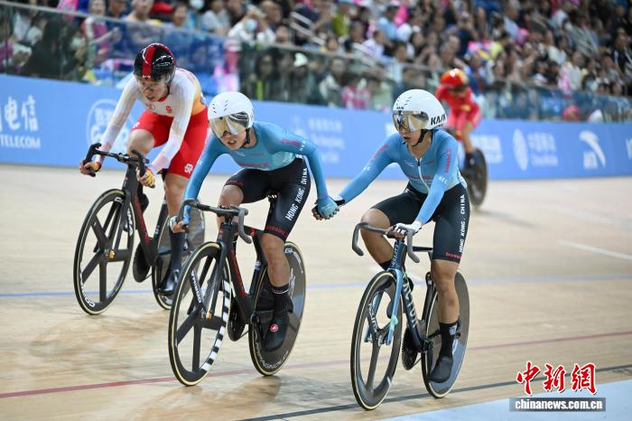 粤港澳全运会香港队在主场斩获场地自行车女子