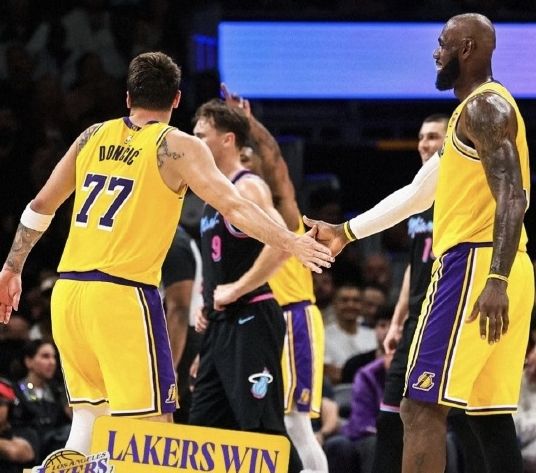 詹姆斯三双助湖人八连胜 东契奇砍60分创纪录